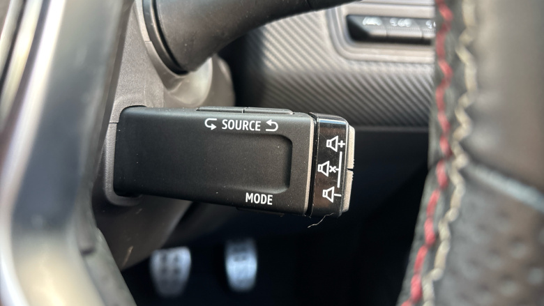 Renault Clio 1.0 TCe 90 RS Line 5dr Petrol Hatchback